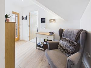 HALLWAY- click for photo gallery